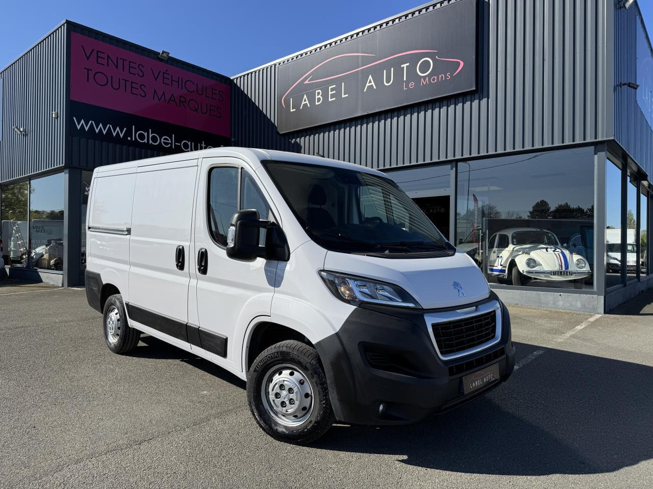 Peugeot Boxer 333 L1H1 2.2 BLUEHDI S&S 140CH ASPHALT - Kravas mikroautobuss: foto 1 Peugeot Boxer 333 L1H1 2.2 BLUEHDI S&S 140CH ASPHALT - Kravas mikroautobuss: foto 1