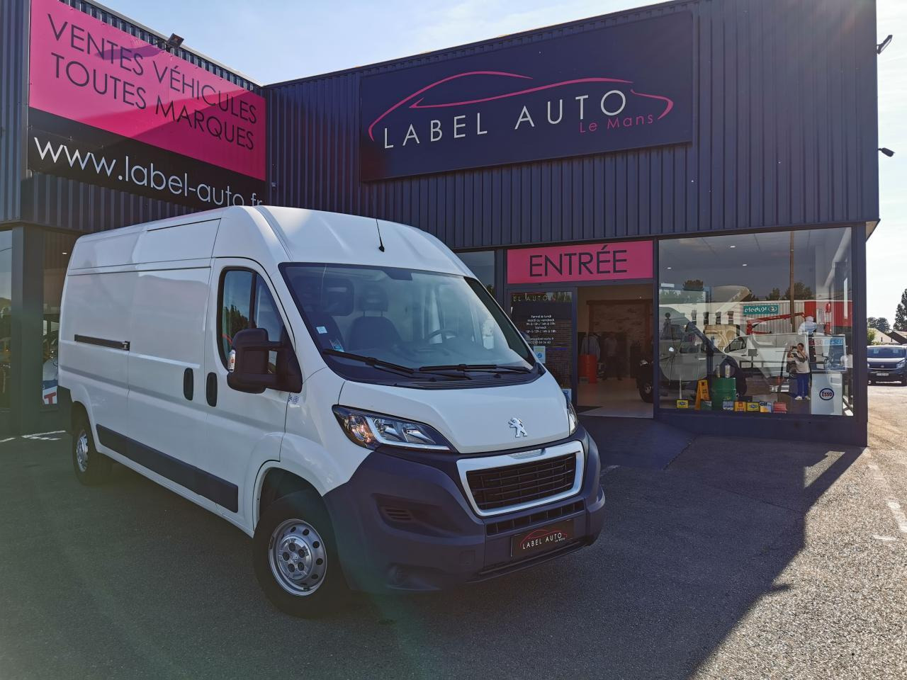 Peugeot Boxer L3H2 3.5 140CH BLUEHDI S&S PACK ASPHALT CONNECT - Kravas mikroautobuss: foto 1 Peugeot Boxer L3H2 3.5 140CH BLUEHDI S&S PACK ASPHALT CONNECT - Kravas mikroautobuss: foto 1
