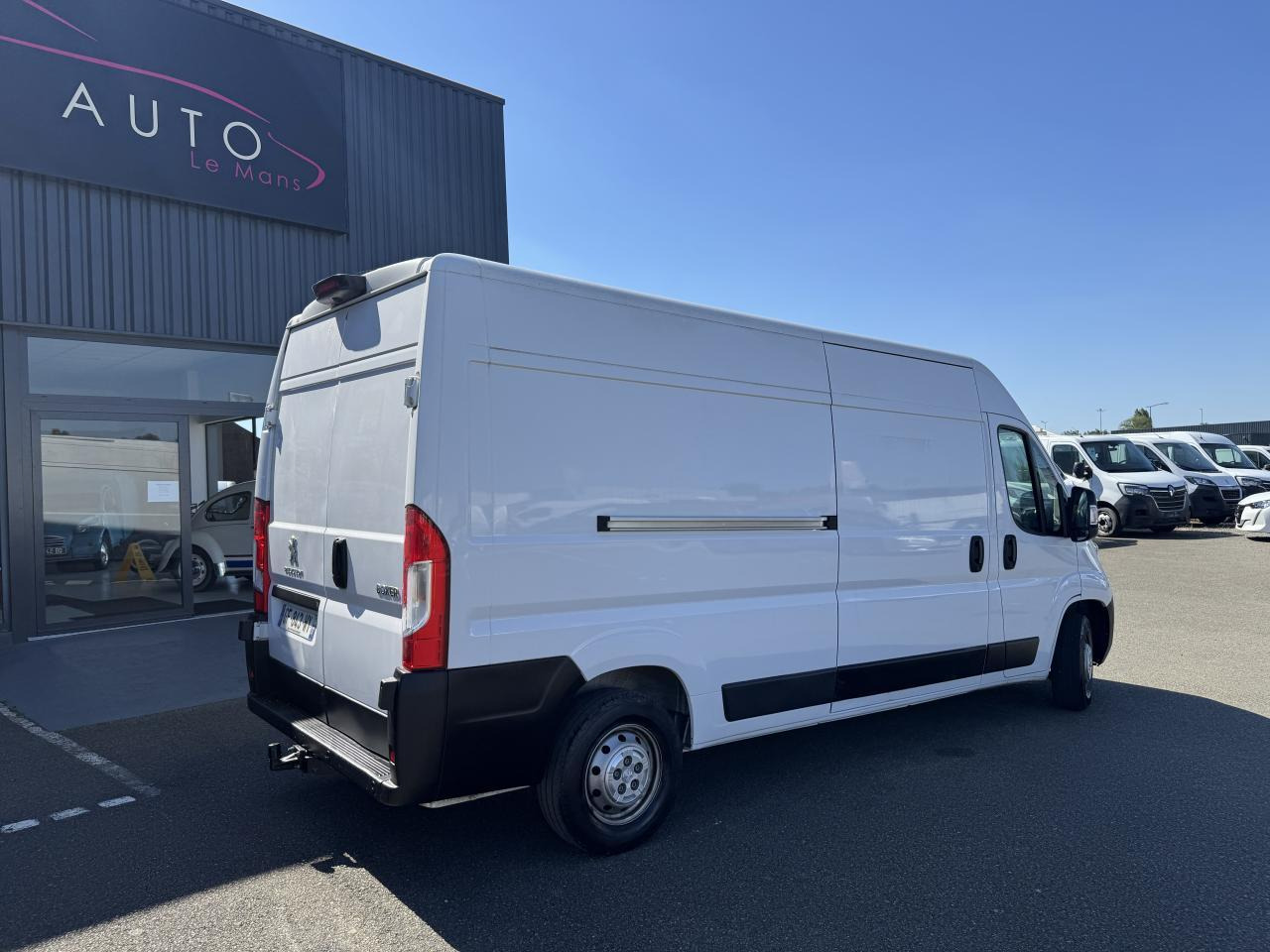 Peugeot Boxer L3H2 3.5 140CH BLUEHDI S&S PACK ASPHALT CONNECT - Kravas mikroautobuss: foto 5 Peugeot Boxer L3H2 3.5 140CH BLUEHDI S&S PACK ASPHALT CONNECT - Kravas mikroautobuss: foto 5