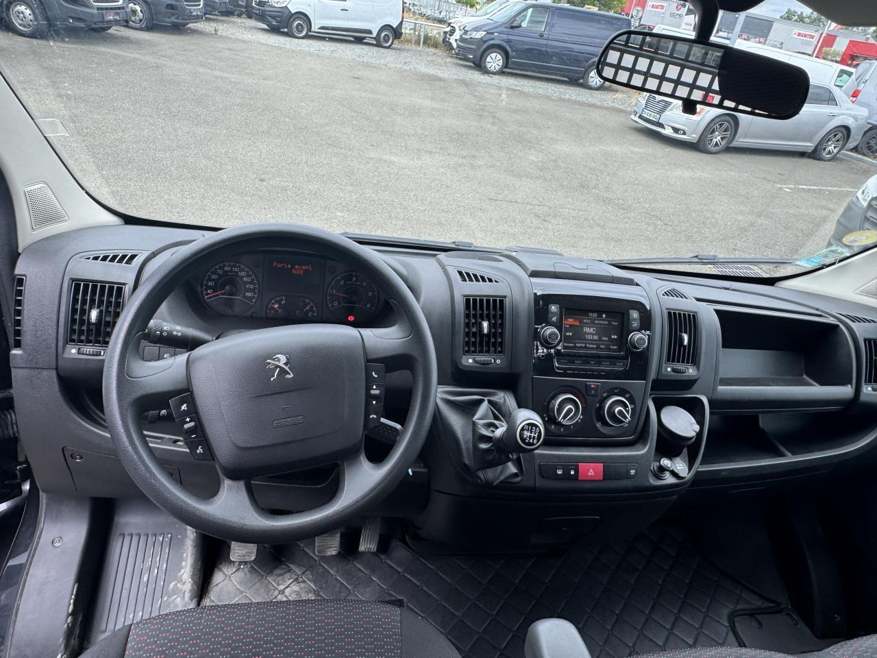 Peugeot Boxer PEUGEOT 3T5 PLATEAU 4M20 2.2 HDI 140 CH PREMIUM - Automašīna ar kravas platformu: foto 3 Peugeot Boxer PEUGEOT 3T5 PLATEAU 4M20 2.2 HDI 140 CH PREMIUM - Automašīna ar kravas platformu: foto 3