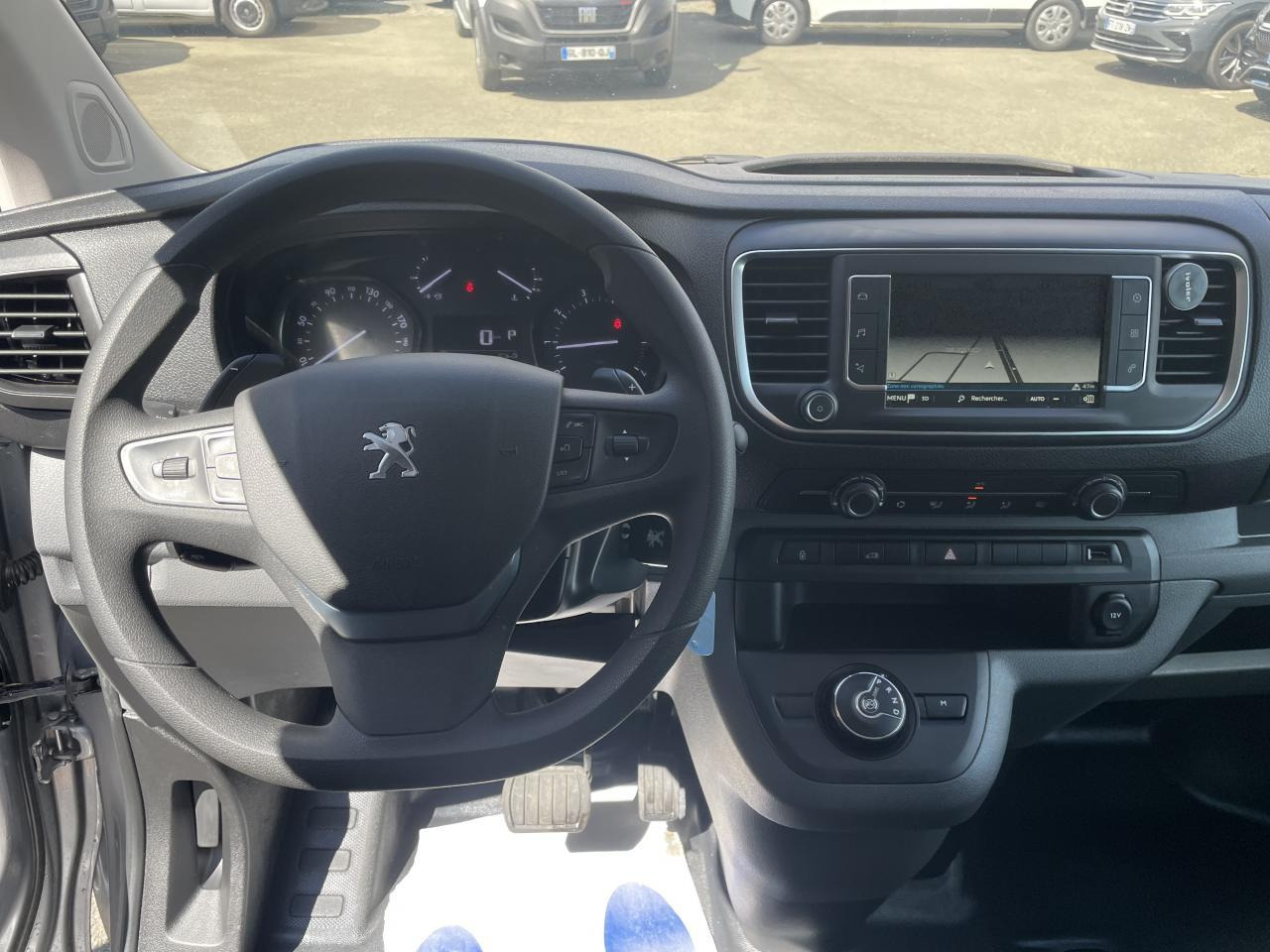 Peugeot Expert Standard 2.0 BlueHDI -180CH EAT8 ASPHALT - Kravas mikroautobuss: foto 4 Peugeot Expert Standard 2.0 BlueHDI -180CH EAT8 ASPHALT - Kravas mikroautobuss: foto 4
