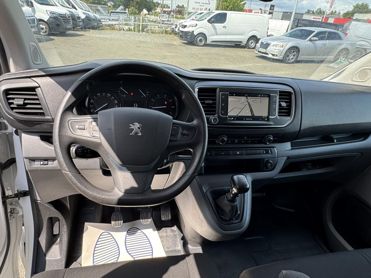 Peugeot Expert XL 2.0 BLUEHDI 145CH S&S PACK ASPHALT - Kravas mikroautobuss: foto 3 Peugeot Expert XL 2.0 BLUEHDI 145CH S&S PACK ASPHALT - Kravas mikroautobuss: foto 3