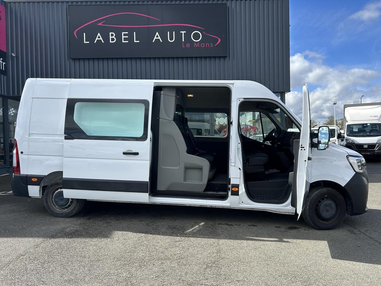 RENAULT Master Confort F3500 L3H2 2.3 dCi - 135 III CABINE APPROFONDIE Cabine approfondie L3H2 Traction PHA - Kravas mikroautobuss: foto 3 RENAULT Master Confort F3500 L3H2 2.3 dCi - 135 III CABINE APPROFONDIE Cabine approfondie L3H2 Traction PHA - Kravas mikroautobuss: foto 3