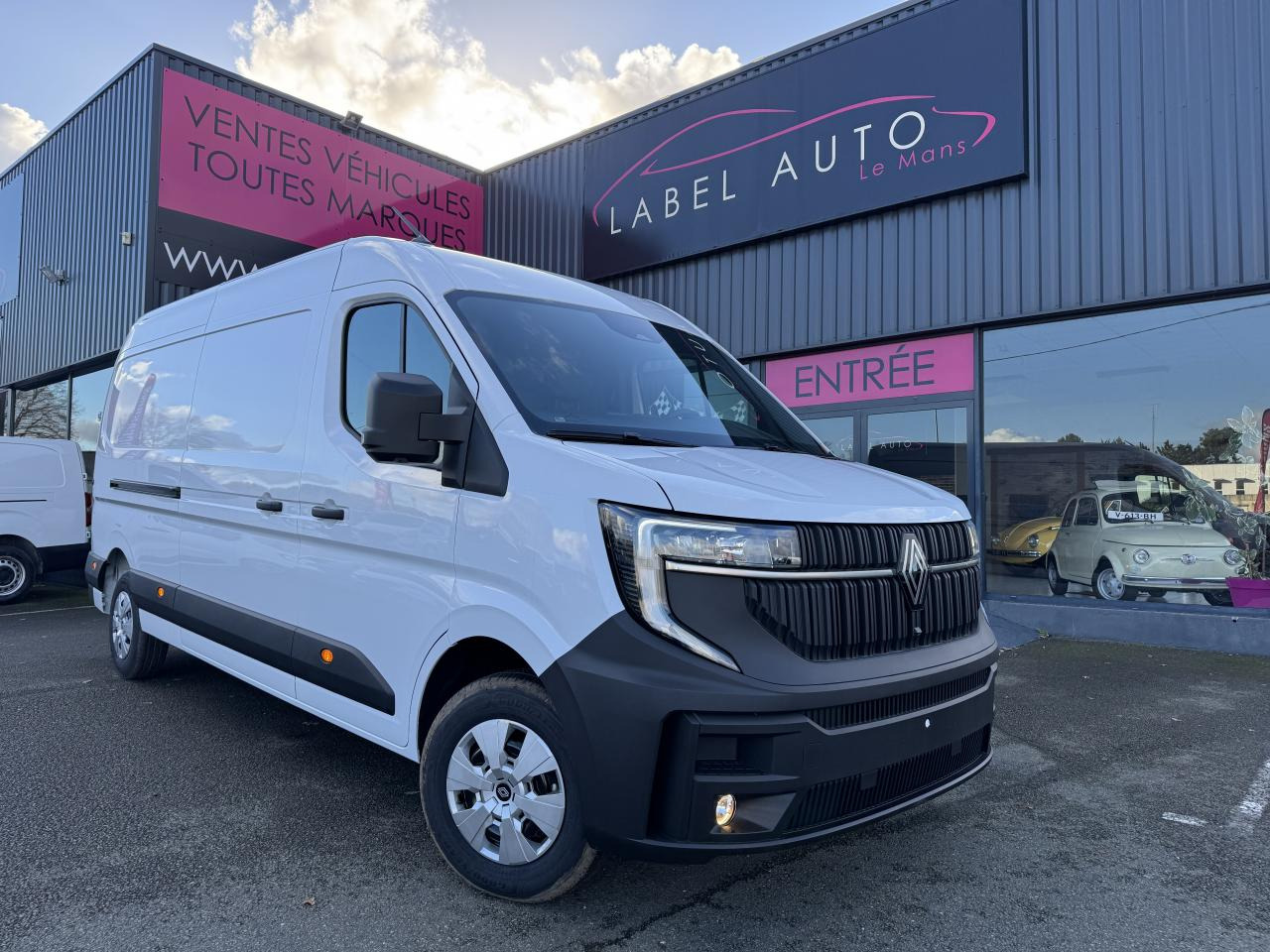 RENAULT Master Extra 3t5 L3H2 2.0 Blue dCi - 150 IV FOURGON Fourgon L3H2 Traction - Kravas mikroautobuss: foto 1 RENAULT Master Extra 3t5 L3H2 2.0 Blue dCi - 150 IV FOURGON Fourgon L3H2 Traction - Kravas mikroautobuss: foto 1
