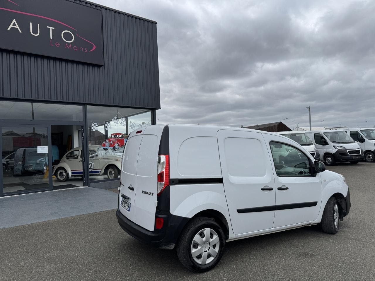 Renault Kangoo 1.5 BLUE DCI 80CH GRAND CONFORT 5CV - Mazs furgons: foto 5 Renault Kangoo 1.5 BLUE DCI 80CH GRAND CONFORT 5CV - Mazs furgons: foto 5