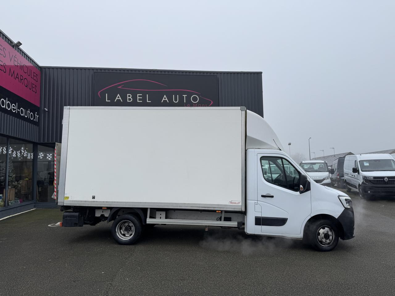 Renault Master 20M3 HAYON Confort F3500 L3 2.3 dCi 145CH - Furgons ar slēgtā virsbūve: foto 1 Renault Master 20M3 HAYON Confort F3500 L3 2.3 dCi 145CH - Furgons ar slēgtā virsbūve: foto 1