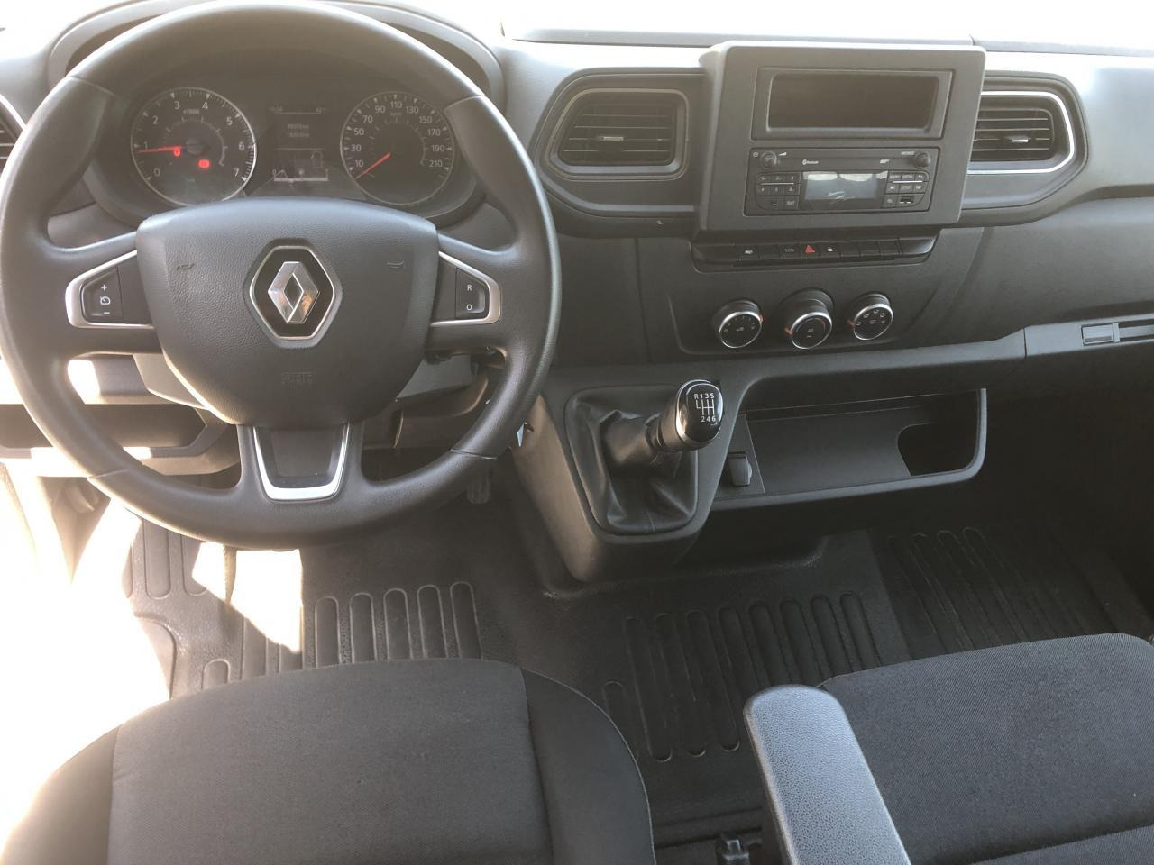 Renault Master F3300 L2H2 2.3 DCI 135CH CABINE APPROFONDIE CONFORT 7 PLACES - Kravas-pasažieru furgons: foto 3 Renault Master F3300 L2H2 2.3 DCI 135CH CABINE APPROFONDIE CONFORT 7 PLACES - Kravas-pasažieru furgons: foto 3