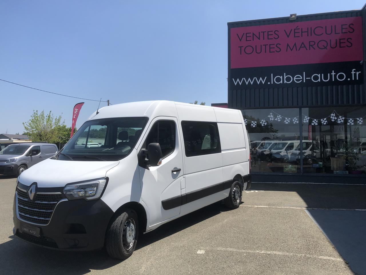 Renault Master F3300 L2H2 2.3 DCI 135CH CABINE APPROFONDIE CONFORT 7 PLACES - Kravas-pasažieru furgons: foto 5 Renault Master F3300 L2H2 2.3 DCI 135CH CABINE APPROFONDIE CONFORT 7 PLACES - Kravas-pasažieru furgons: foto 5