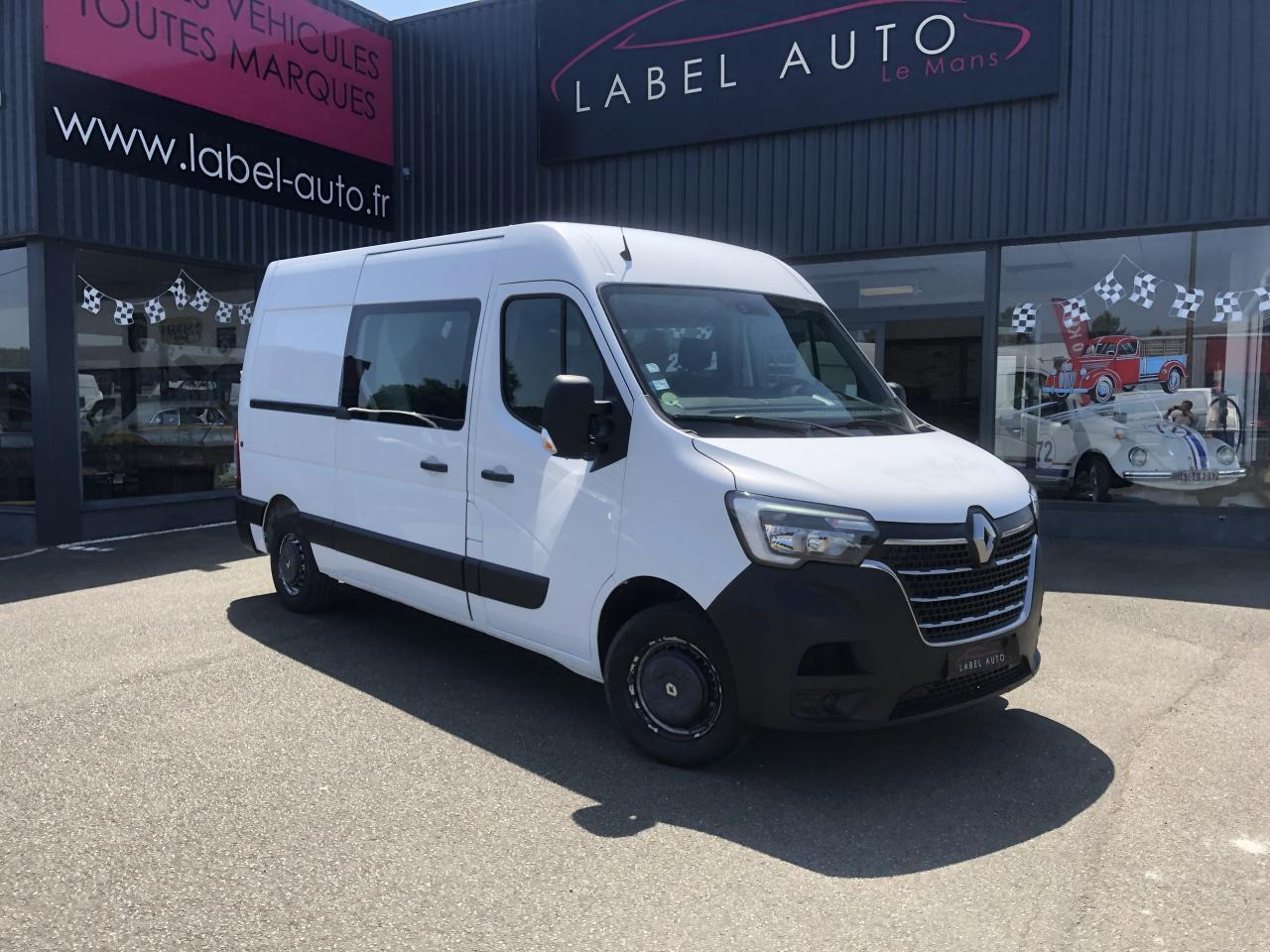 Renault Master F3300 L2H2 2.3 DCI 135CH CABINE APPROFONDIE CONFORT 7 PLACES - Kravas-pasažieru furgons: foto 1 Renault Master F3300 L2H2 2.3 DCI 135CH CABINE APPROFONDIE CONFORT 7 PLACES - Kravas-pasažieru furgons: foto 1