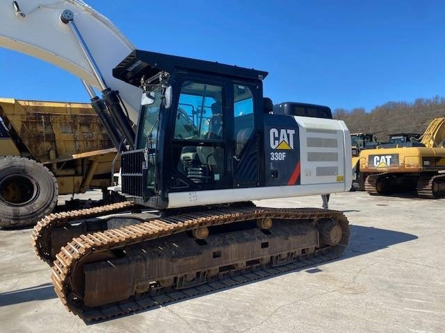 CAT 330 F - Kāpurķēžu ekskavators: foto 2 CAT 330 F - Kāpurķēžu ekskavators: foto 2