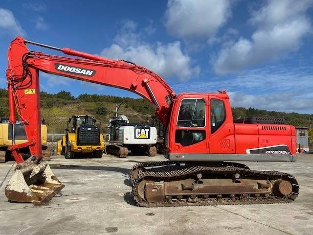 Doosan DX 235 LC  - Kāpurķēžu ekskavators: foto 3 Doosan DX 235 LC  - Kāpurķēžu ekskavators: foto 3