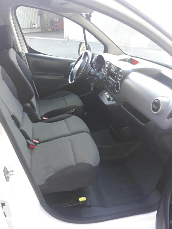 Citroën Berlingo Blue HDI 100 Frigo - Komercauto refrižerators: foto 5 Citroën Berlingo Blue HDI 100 Frigo - Komercauto refrižerators: foto 5