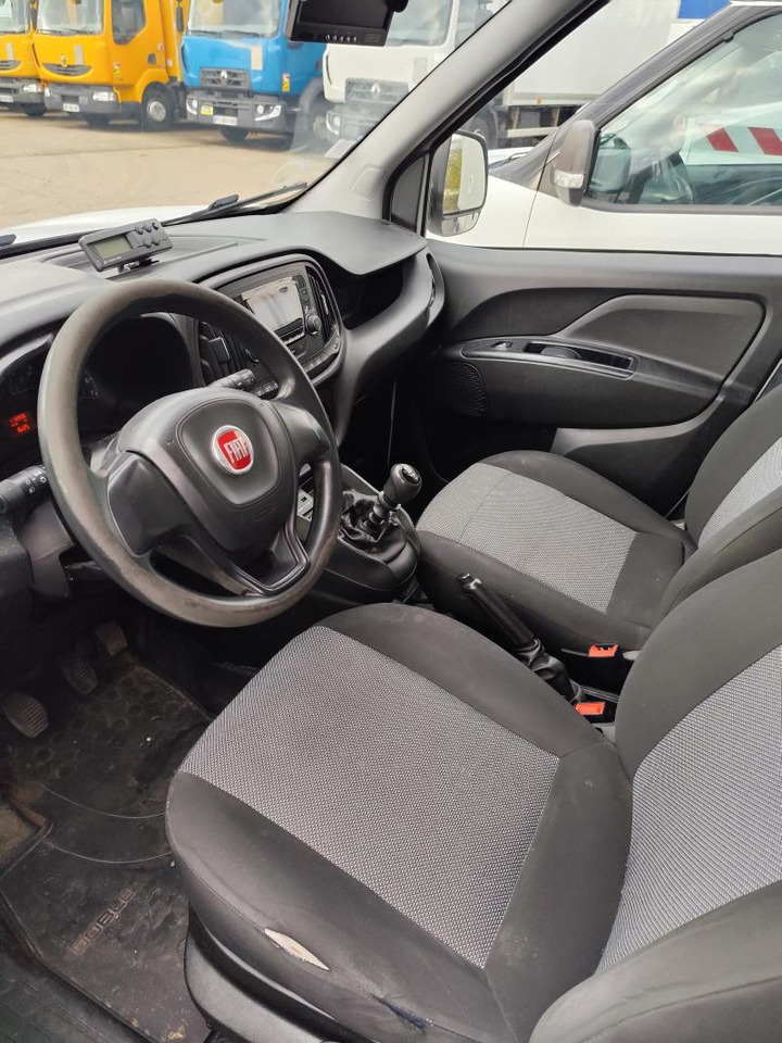 Fiat Doblo PC Caisse frigorifique - Komercauto refrižerators: foto 5 Fiat Doblo PC Caisse frigorifique - Komercauto refrižerators: foto 5