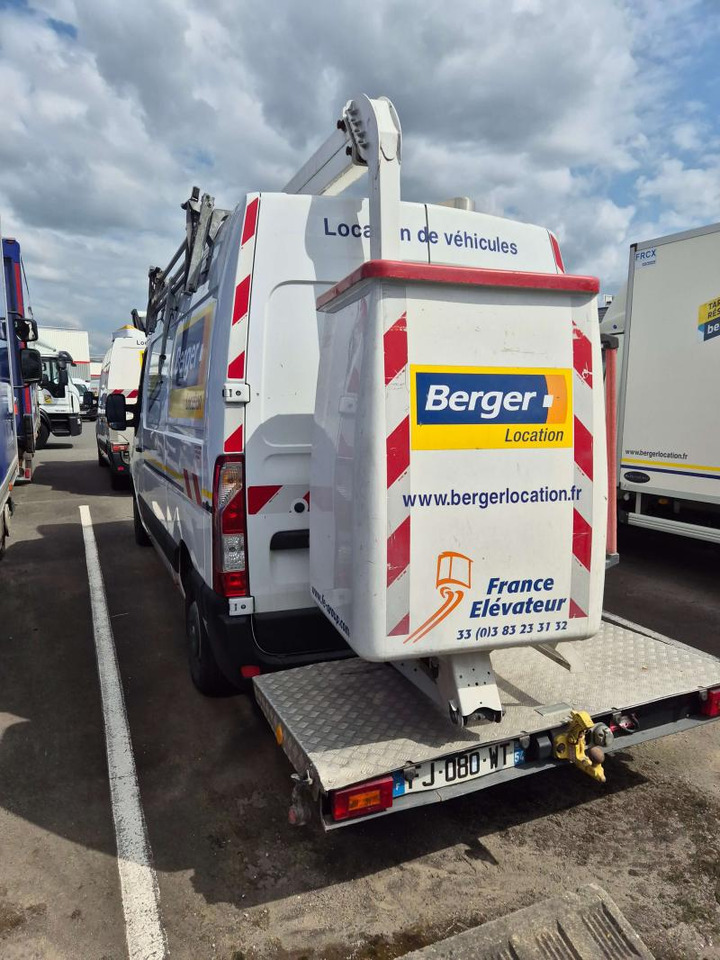 Renault Master 130.35 Fourgon L2H2 Nacelle France Elévateur 121 FT 12m - Autopacēlājs: foto 2 Renault Master 130.35 Fourgon L2H2 Nacelle France Elévateur 121 FT 12m - Autopacēlājs: foto 2
