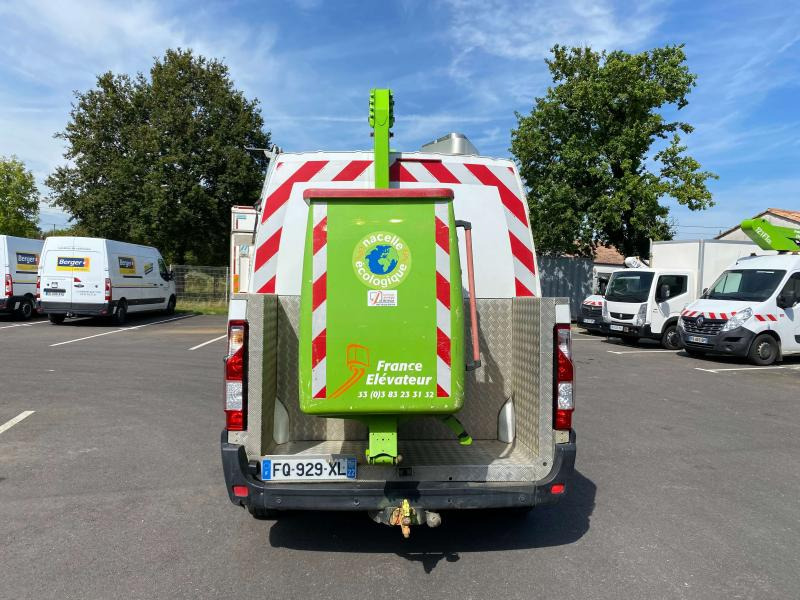 Renault Master 145.35 FG Tronqué L2H2 Nacelle Pack éco - Autopacēlājs: foto 4 Renault Master 145.35 FG Tronqué L2H2 Nacelle Pack éco - Autopacēlājs: foto 4