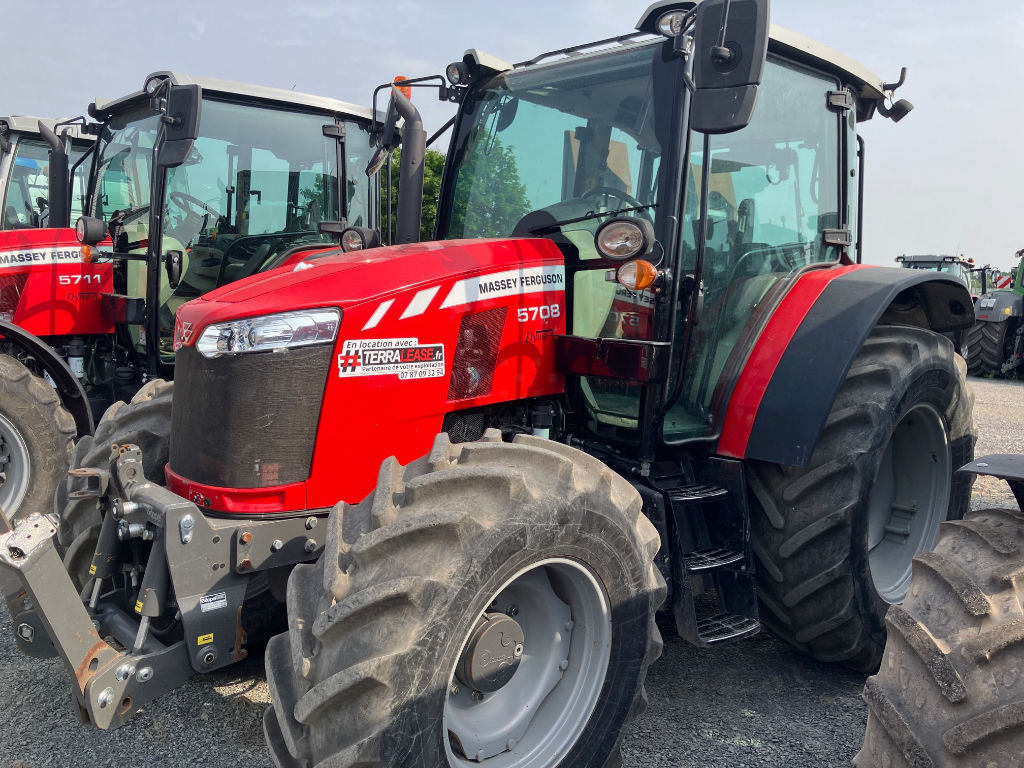 Massey Ferguson 5708 Dyna4 - Traktors: foto 1 Massey Ferguson 5708 Dyna4 - Traktors: foto 1