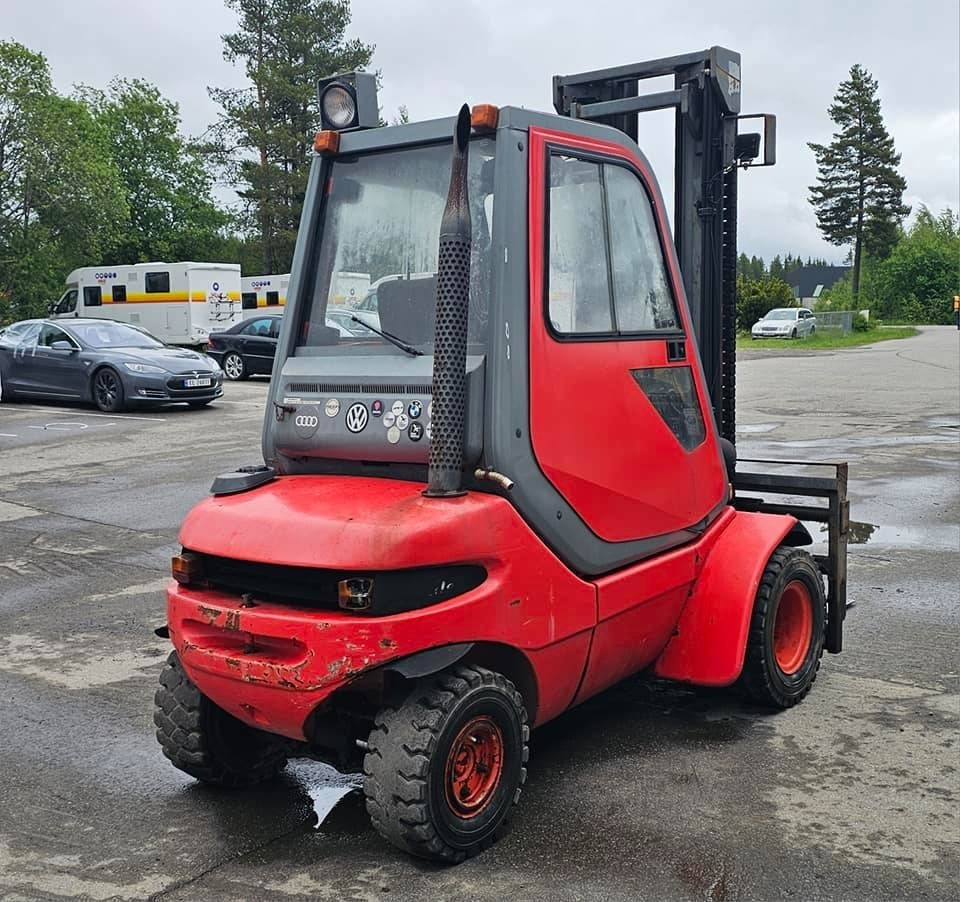 Linde H 30 D - Dīzeļiekrāvējs: foto 5 Linde H 30 D - Dīzeļiekrāvējs: foto 5