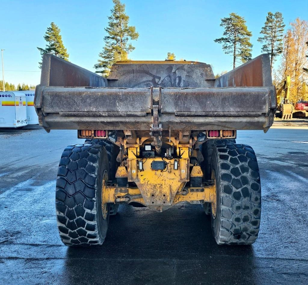 Volvo A 25 G - Artikulētias pašizgāzējs: foto 4 Volvo A 25 G - Artikulētias pašizgāzējs: foto 4