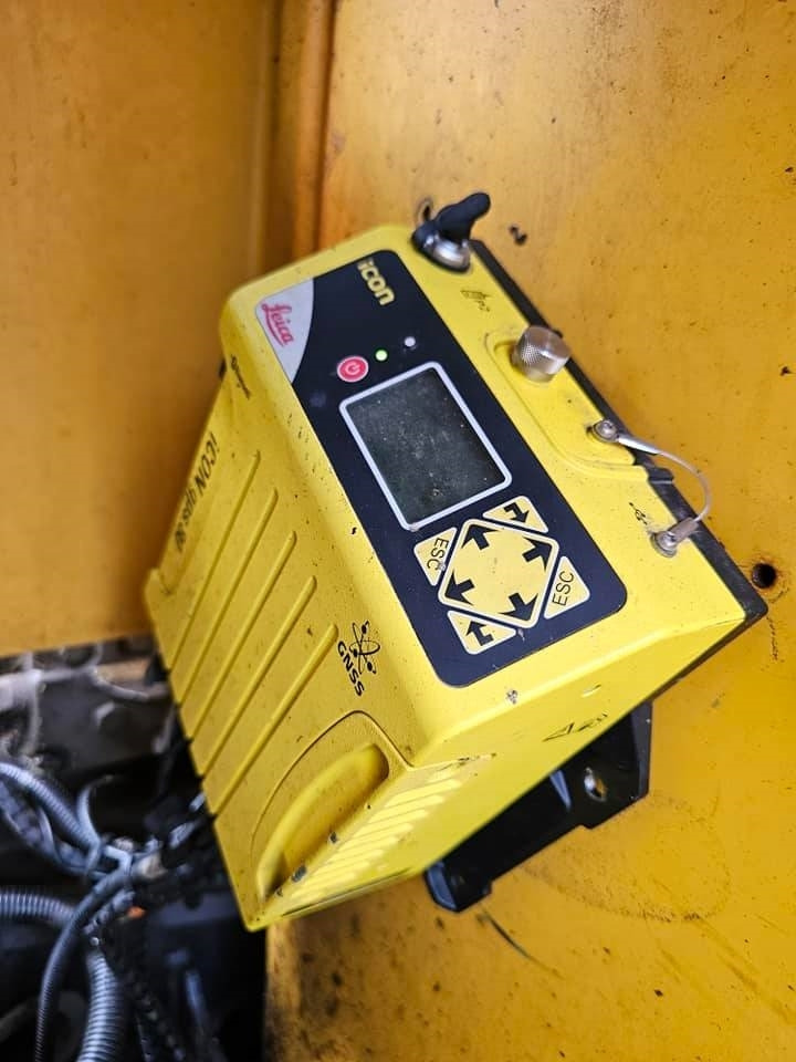 Kāpurķēžu ekskavators Volvo EC250 ENL: foto 30