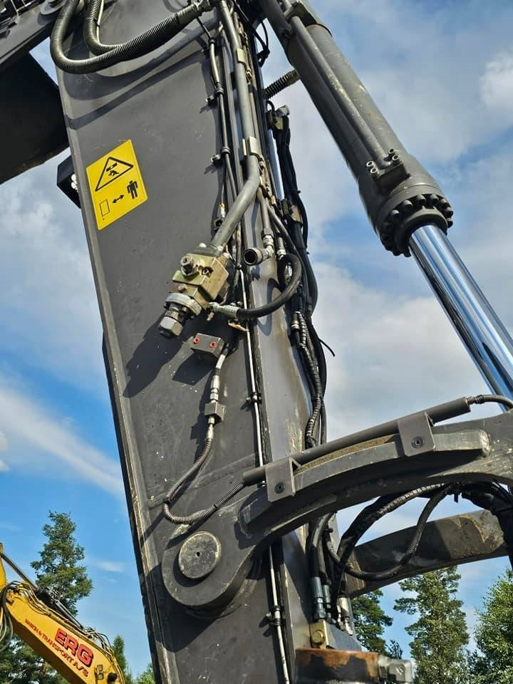 Kāpurķēžu ekskavators Volvo EC250 ENL: foto 39