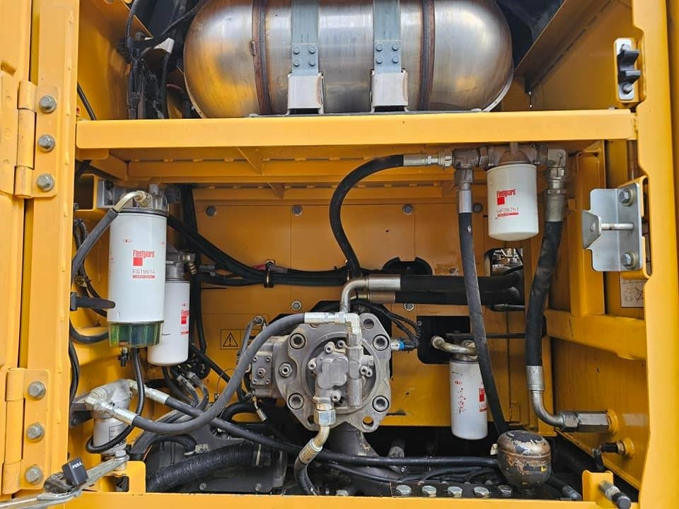 Kāpurķēžu ekskavators Volvo EC250 ENL: foto 27
