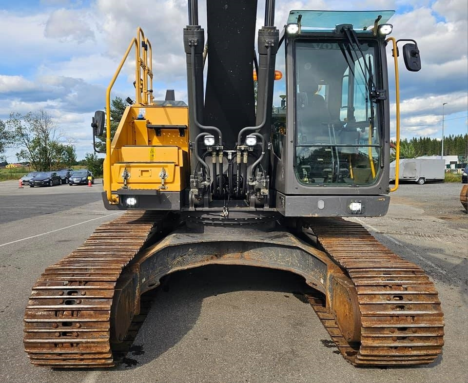 Kāpurķēžu ekskavators Volvo EC250 ENL: foto 25