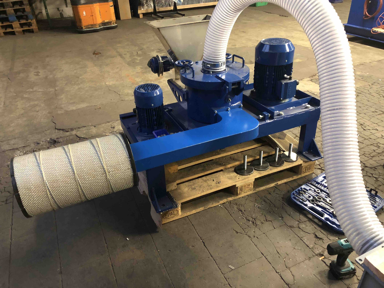 Industriālais smalcinātājs Feinmühle - Alpine Mikropul ACM 10: foto 8