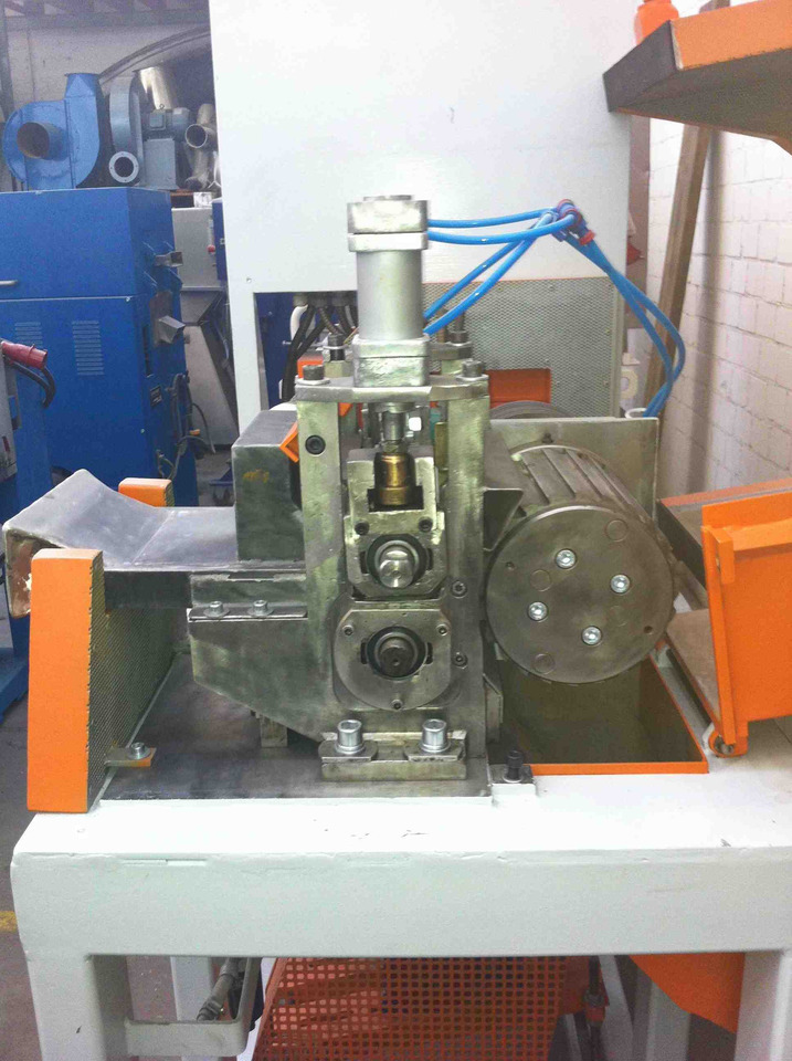 Stranggranulator DREER 200 - Darbagalds: foto 3 Stranggranulator DREER 200 - Darbagalds: foto 3