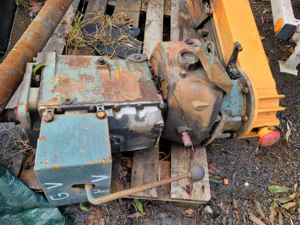 Bananengetriebe Unimog Schneefräse Getriebe Schmidt Schneeschleud - Pārnesumkārba - Komunālā/ Specializētā tehnika: foto 2 Bananengetriebe Unimog Schneefräse Getriebe Schmidt Schneeschleud - Pārnesumkārba - Komunālā/ Specializētā tehnika: foto 2