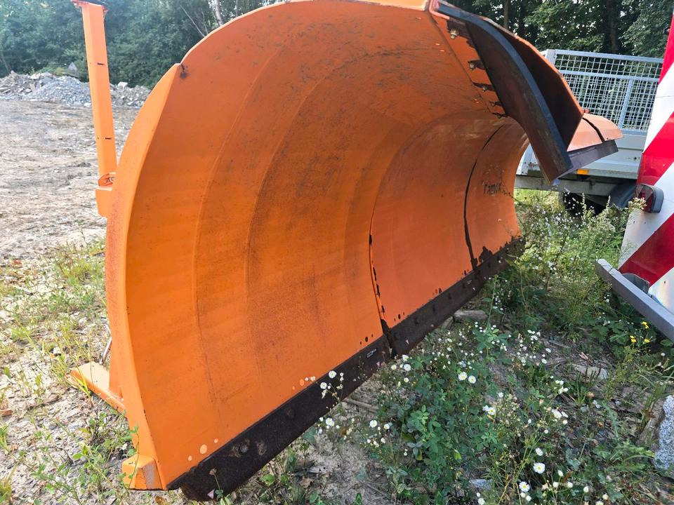 Bucher Schneepflug Ramox 300 NGR Schneeschieber Schneeschild Winterdienst Räumschild passend für Unimog 405/10 405/12 UGE UGN U300 U 300 400 500 - Sniega arkls: foto 5 Bucher Schneepflug Ramox 300 NGR Schneeschieber Schneeschild Winterdienst Räumschild passend für Unimog 405/10 405/12 UGE UGN U300 U 300 400 500 - Sniega arkls: foto 5