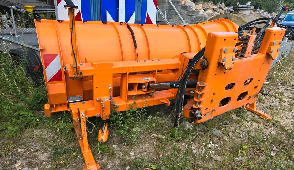 Bucher Schneepflug Ramox 300 NGR Schneeschieber Schneeschild Winterdienst Räumschild passend für Unimog 405/10 405/12 UGE UGN U300 U 300 400 500 - Sniega arkls: foto 2 Bucher Schneepflug Ramox 300 NGR Schneeschieber Schneeschild Winterdienst Räumschild passend für Unimog 405/10 405/12 UGE UGN U300 U 300 400 500 - Sniega arkls: foto 2