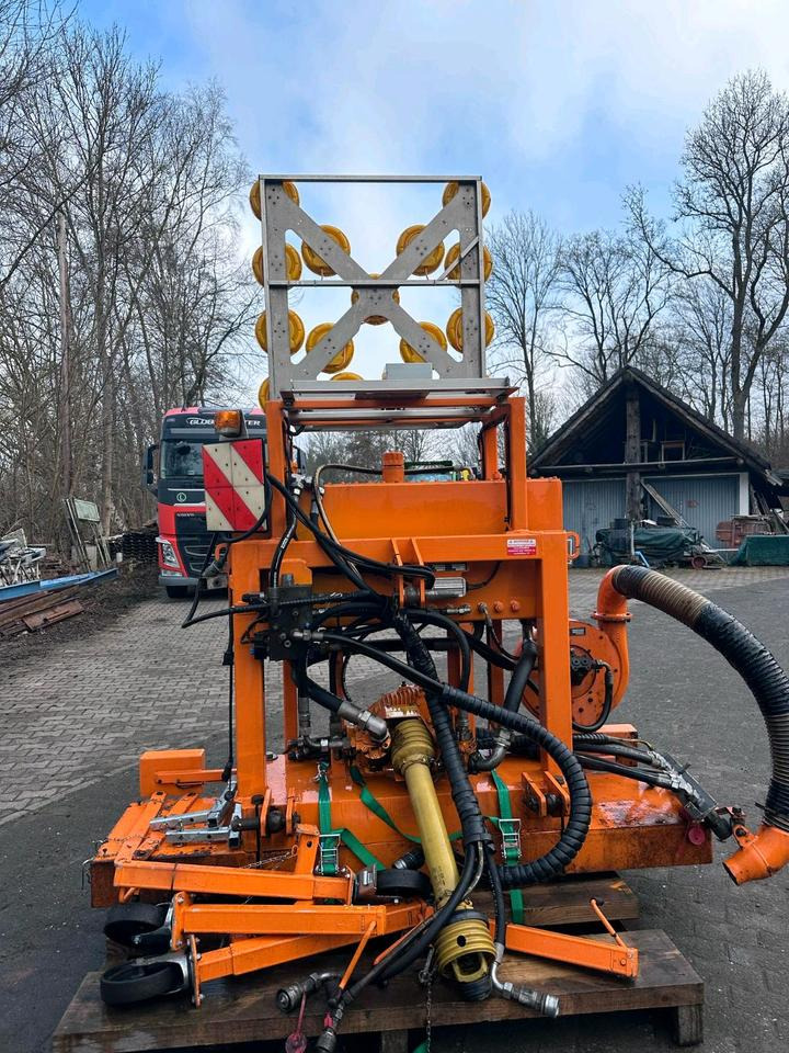 Izlices pļaujmašīna Dücker DUA 800 Mähausleger für Traktor Fendt Böschungsmäher Böschungsmulcher Seitenmulcher Banketmäher Mulag: foto 6