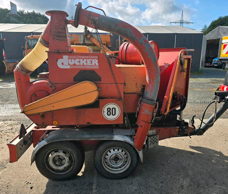 Šķeldotājs Dücker HM 760 Holzhacker Holzhäcksler Holzhackschnitzler Hacker Häcksler Hatz Diesel 4L40C: foto 12 Šķeldotājs Dücker HM 760 Holzhacker Holzhäcksler Holzhackschnitzler Hacker Häcksler Hatz Diesel 4L40C: foto 12