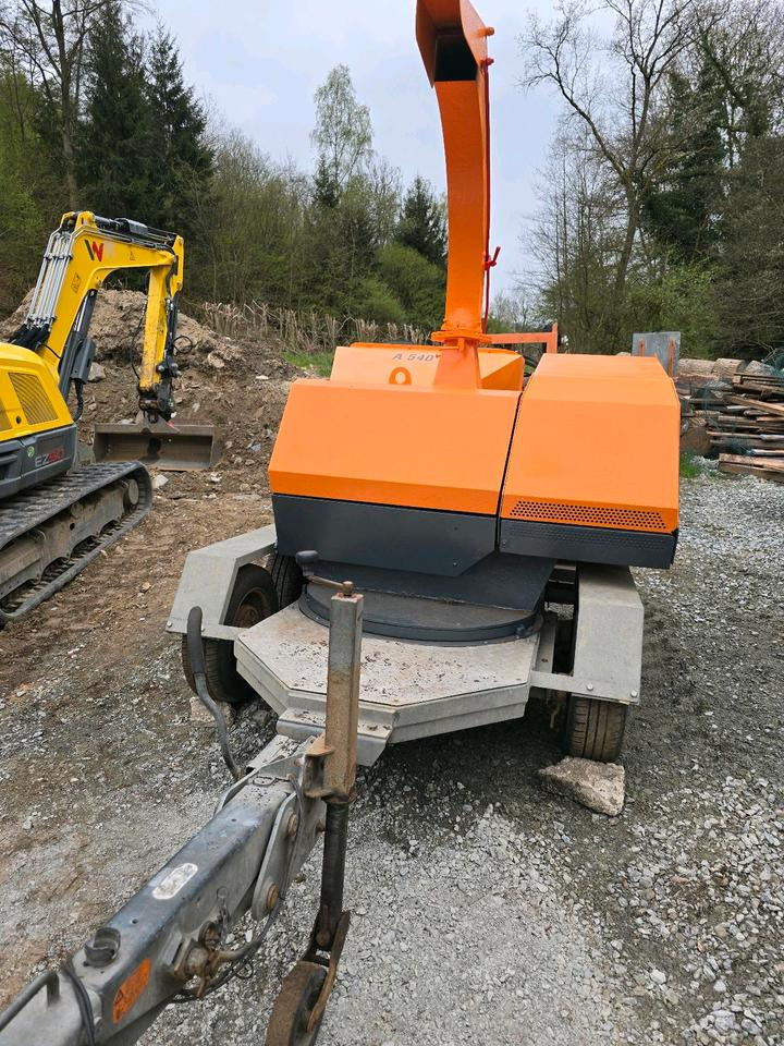 Jensen A540 Holzhacker Holzhäcksler Häcksler Holzhackschnitzler Tünnißen Stocks Dücker Kubot Motor - Šķeldotājs: foto 5 Jensen A540 Holzhacker Holzhäcksler Häcksler Holzhackschnitzler Tünnißen Stocks Dücker Kubot Motor - Šķeldotājs: foto 5