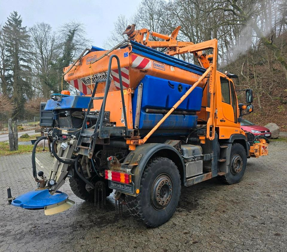 Mercedes-Benz Unimog 405 U400 mit Mulag MKM 700 Schmidt Stratos Salzstreuer 400 500 300 423 430 527 Dücker - Komunālā/ Specializētā tehnika: foto 3 Mercedes-Benz Unimog 405 U400 mit Mulag MKM 700 Schmidt Stratos Salzstreuer 400 500 300 423 430 527 Dücker - Komunālā/ Specializētā tehnika: foto 3