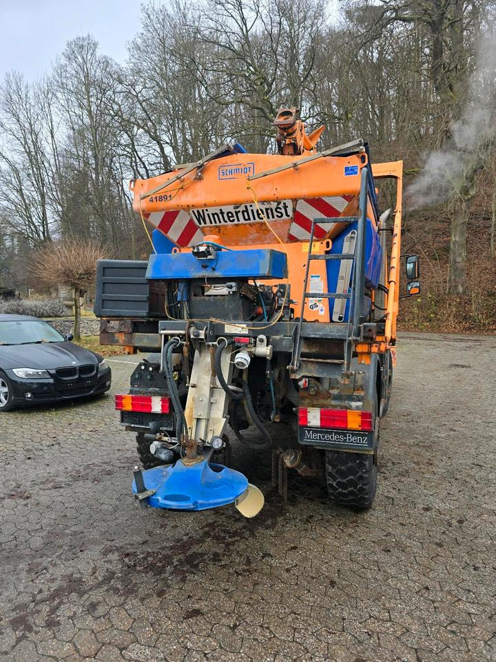Mercedes-Benz Unimog 405 U400 mit Mulag MKM 700 Schmidt Stratos Salzstreuer 400 500 300 423 430 527 Dücker - Komunālā/ Specializētā tehnika: foto 5 Mercedes-Benz Unimog 405 U400 mit Mulag MKM 700 Schmidt Stratos Salzstreuer 400 500 300 423 430 527 Dücker - Komunālā/ Specializētā tehnika: foto 5