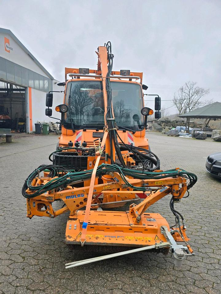 Mercedes-Benz Unimog 405 U400 mit Mulag MKM 700 Schmidt Stratos Salzstreuer 400 500 300 423 430 527 Dücker - Komunālā/ Specializētā tehnika: foto 4 Mercedes-Benz Unimog 405 U400 mit Mulag MKM 700 Schmidt Stratos Salzstreuer 400 500 300 423 430 527 Dücker - Komunālā/ Specializētā tehnika: foto 4