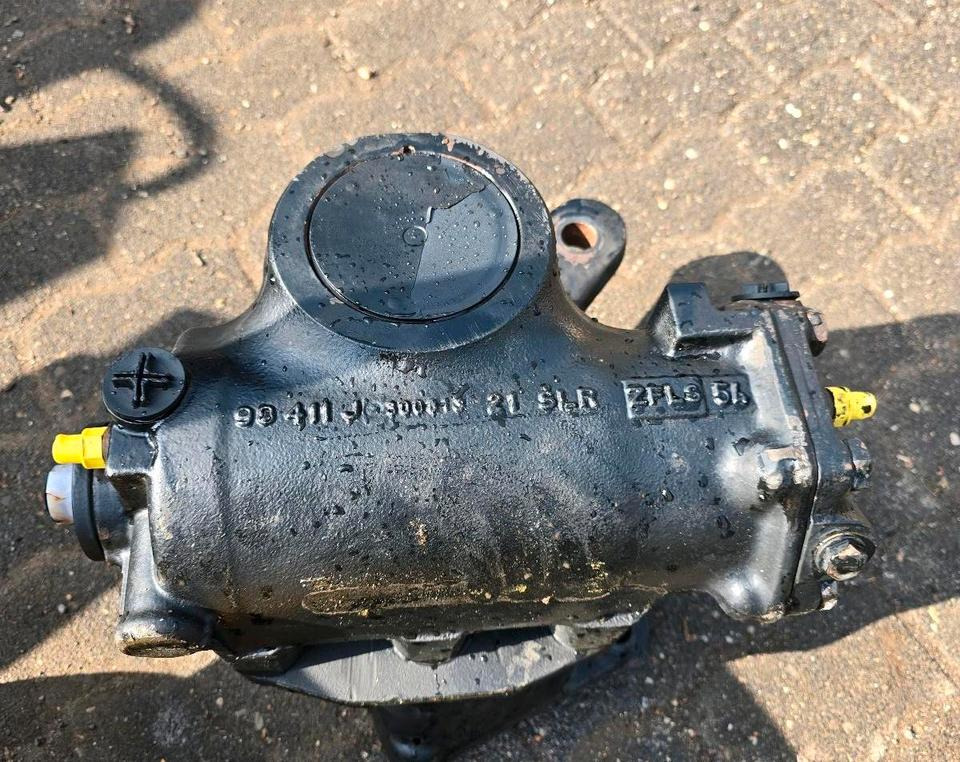 Lenkgetriebe ZF LS 54 ZFLS54 für Unimog Baureihe 405 U423 427 429 430 Mercedes-Benz U Lenkung - Stūres iekārta - Komunālā/ Specializētā tehnika: foto 2 Lenkgetriebe ZF LS 54 ZFLS54 für Unimog Baureihe 405 U423 427 429 430 Mercedes-Benz U Lenkung - Stūres iekārta - Komunālā/ Specializētā tehnika: foto 2