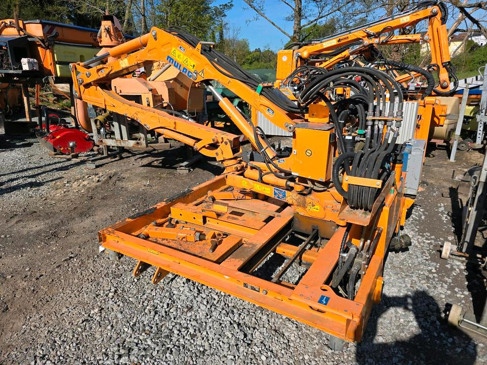 Mulag MHU 800 2013 Mähausleger Böschungsmäher Böschungsmulcher für Unimog 405 U 300 400 500 318 423 427 430 527 535 530 Mercedes-Benz - Izlices pļaujmašīna: foto 3 Mulag MHU 800 2013 Mähausleger Böschungsmäher Böschungsmulcher für Unimog 405 U 300 400 500 318 423 427 430 527 535 530 Mercedes-Benz - Izlices pļaujmašīna: foto 3