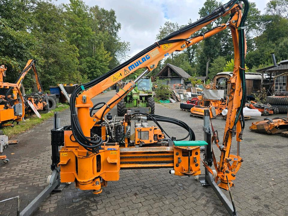 Mulag MKM 700 Böschungsmäher Böschungsmulcher FME für Unimog 405 U300 400 500 423 427 430 530 Dücker - Izlices pļaujmašīna: foto 4 Mulag MKM 700 Böschungsmäher Böschungsmulcher FME für Unimog 405 U300 400 500 423 427 430 530 Dücker - Izlices pļaujmašīna: foto 4