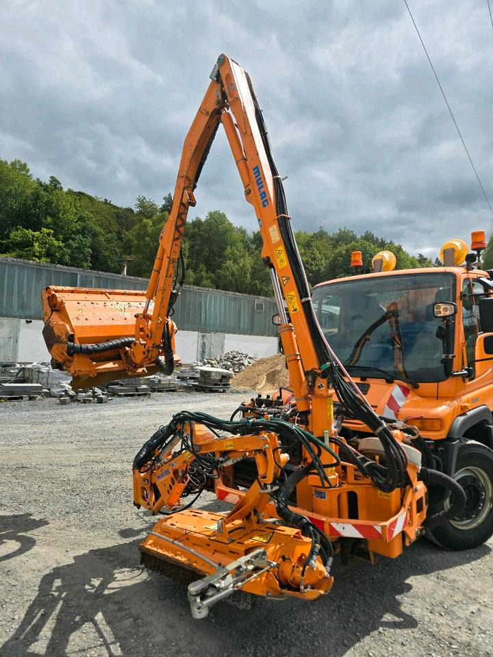 Mulag MKM 700 Mähausleger 2015 Böschungsmäher Böschungsmulcher Tandemmäher Für Unimog UGE UGN 405 427 424 U400 300 500 - Izlices pļaujmašīna: foto 2 Mulag MKM 700 Mähausleger 2015 Böschungsmäher Böschungsmulcher Tandemmäher Für Unimog UGE UGN 405 427 424 U400 300 500 - Izlices pļaujmašīna: foto 2