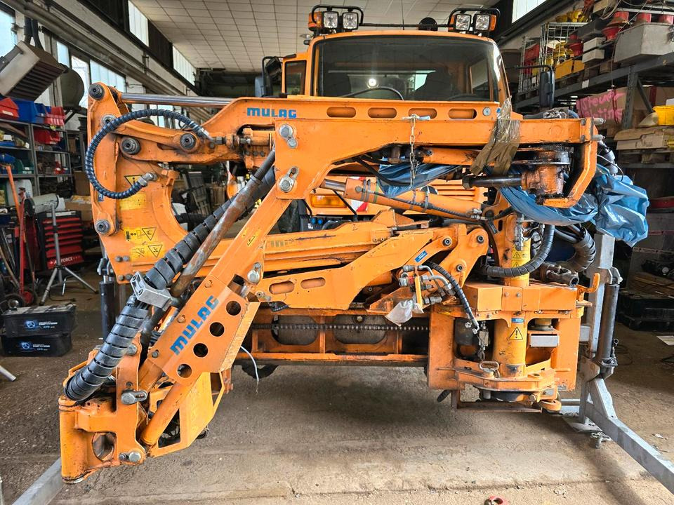 Mulag MKV 800 Mähausleger mit Randstreifenmäher MRV 350 Böschungsmäher Böschungsmulcher Hangmäher MKM700 FME 600 - Izlices pļaujmašīna: foto 1 Mulag MKV 800 Mähausleger mit Randstreifenmäher MRV 350 Böschungsmäher Böschungsmulcher Hangmäher MKM700 FME 600 - Izlices pļaujmašīna: foto 1