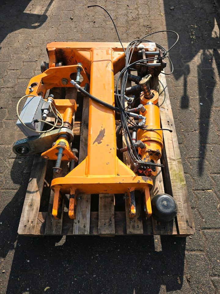 Mulag Torsionsrahmen TR Unimog 405 U300 U 290 300 400 500 Mähausleger Böschungsmäher Böschungsmulcher FME MKM Dücker DUA Achssperre - Izlices pļaujmašīna: foto 3 Mulag Torsionsrahmen TR Unimog 405 U300 U 290 300 400 500 Mähausleger Böschungsmäher Böschungsmulcher FME MKM Dücker DUA Achssperre - Izlices pļaujmašīna: foto 3