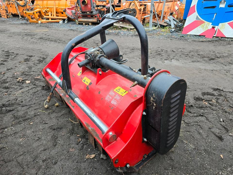 Mulchgerät 160cm Mulchmäher Frontmulchgerät Mulcher Querverschiebung Traktor Kleintraktor Iseki Kubota Seppi - Pļaujmašīna-smalcinātājs/ Mulčētājs: foto 4 Mulchgerät 160cm Mulchmäher Frontmulchgerät Mulcher Querverschiebung Traktor Kleintraktor Iseki Kubota Seppi - Pļaujmašīna-smalcinātājs/ Mulčētājs: foto 4