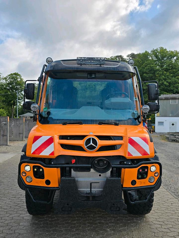 Neuwertiger Unimog U530 7800km EAS Easy-Drive Mercedes-Benz U 530 UGN UGE 405 527 535 435 430 Kipper - Sniega novākšanas tehnika: foto 3 Neuwertiger Unimog U530 7800km EAS Easy-Drive Mercedes-Benz U 530 UGN UGE 405 527 535 435 430 Kipper - Sniega novākšanas tehnika: foto 3