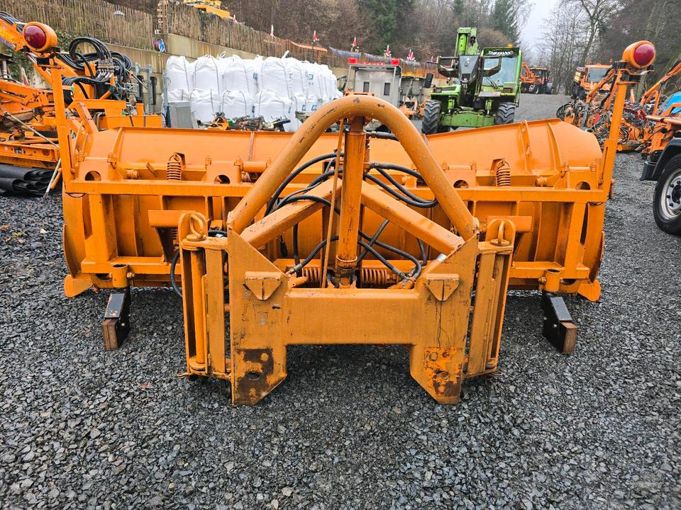 Schmidt MF 2.4 3m. Schneeschieber Schneeschild Winterdienst Räumschild Schneepflug passend für Traktor Unimog 405 UGE UGN Fronthydraulik - Sniega arkls: foto 3 Schmidt MF 2.4 3m. Schneeschieber Schneeschild Winterdienst Räumschild Schneepflug passend für Traktor Unimog 405 UGE UGN Fronthydraulik - Sniega arkls: foto 3