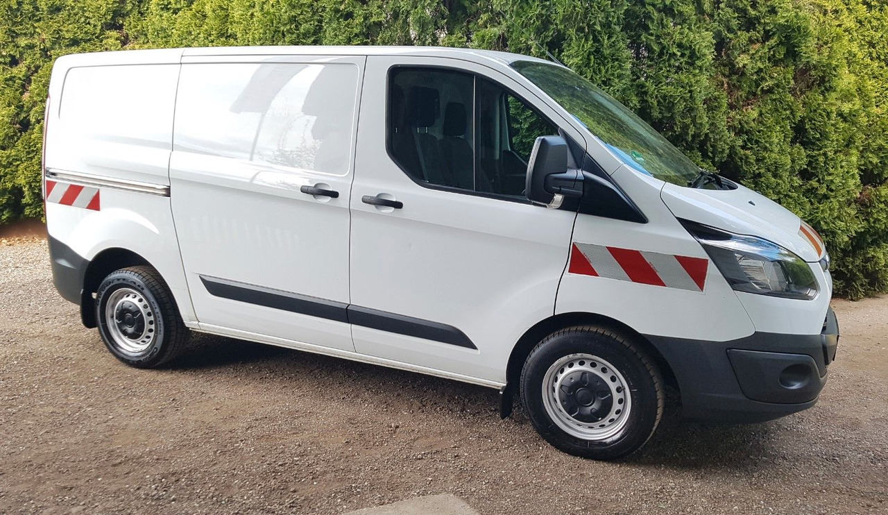 Ford Transit Sortimo Werkstatt 15xauf Lager 1.Hand - Mazs furgons: foto 5 Ford Transit Sortimo Werkstatt 15xauf Lager 1.Hand - Mazs furgons: foto 5