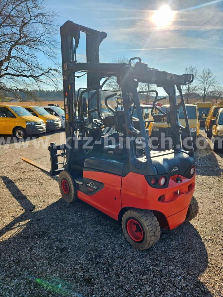 Linde E25 R Roadster , 6.880mm Hubhöhe, StVZO hydr. Zi - Elektroiekrāvējs: foto 4 Linde E25 R Roadster , 6.880mm Hubhöhe, StVZO hydr. Zi - Elektroiekrāvējs: foto 4