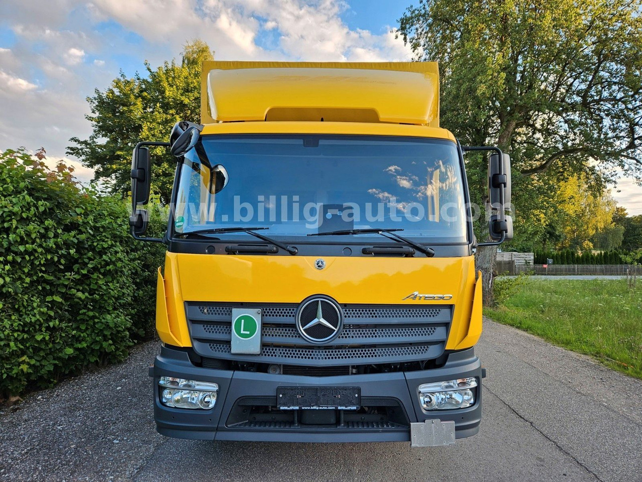 Mercedes-Benz Atego 1327 L * BREMS/SPUR-ASS*DIFF.*LBW*AHK*7.2m - Kravas automašīna ar slēgto virsbūvi: foto 4 Mercedes-Benz Atego 1327 L * BREMS/SPUR-ASS*DIFF.*LBW*AHK*7.2m - Kravas automašīna ar slēgto virsbūvi: foto 4