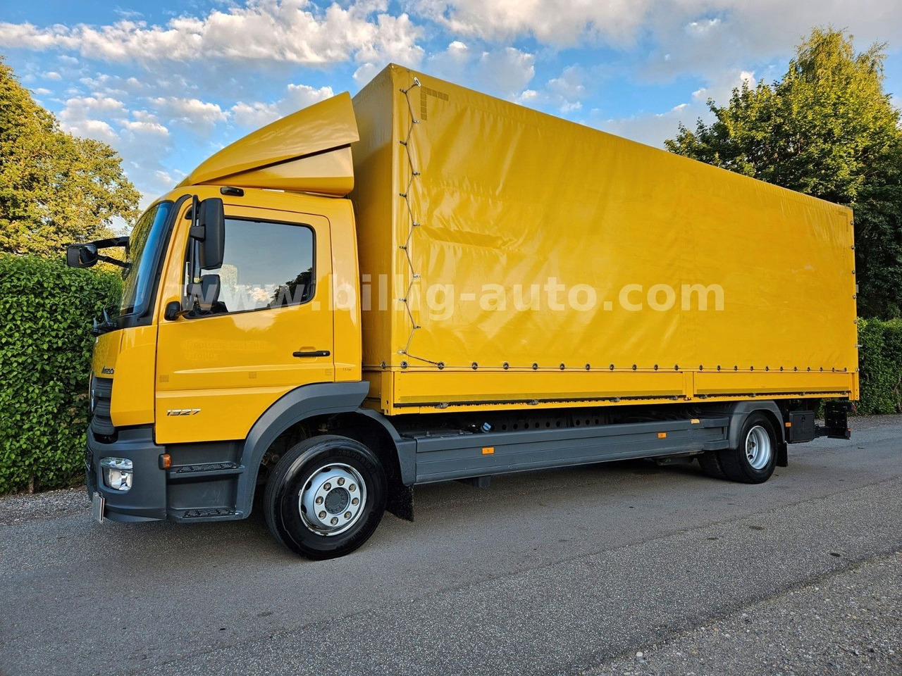 Mercedes-Benz Atego 1327 L * BREMS/SPUR-ASS*DIFF.*LBW*AHK*7.2m - Kravas automašīna ar slēgto virsbūvi: foto 3 Mercedes-Benz Atego 1327 L * BREMS/SPUR-ASS*DIFF.*LBW*AHK*7.2m - Kravas automašīna ar slēgto virsbūvi: foto 3